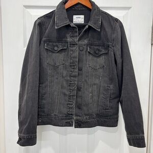 Old Navy Charcoal Distressed Denim Jacket size Medium